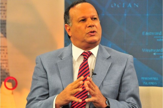 Lee más sobre el artículo Nelson Rodríguez revela presidente Medina ordena despolitizar sistema salud
