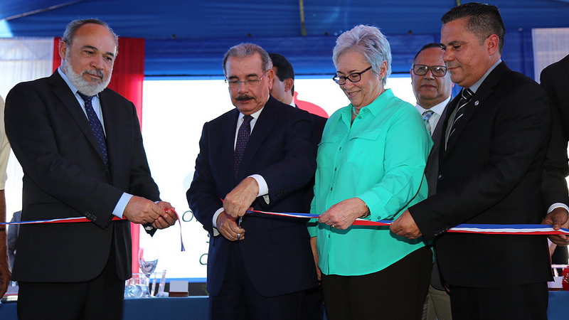 Lee más sobre el artículo Presidente Danilo Medina entrega hospital de Jánico