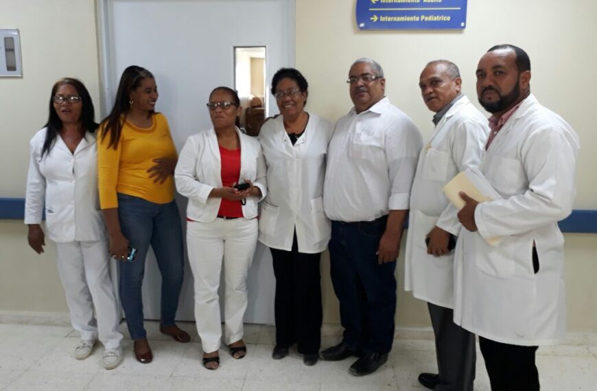 Director SNS visita hospitales de la provincia San Juan sometidos a remodelación