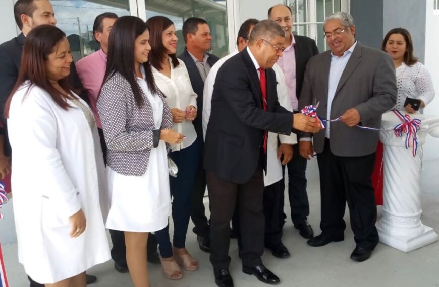 SNS entrega nueva emergencia del hospital de Salcedo