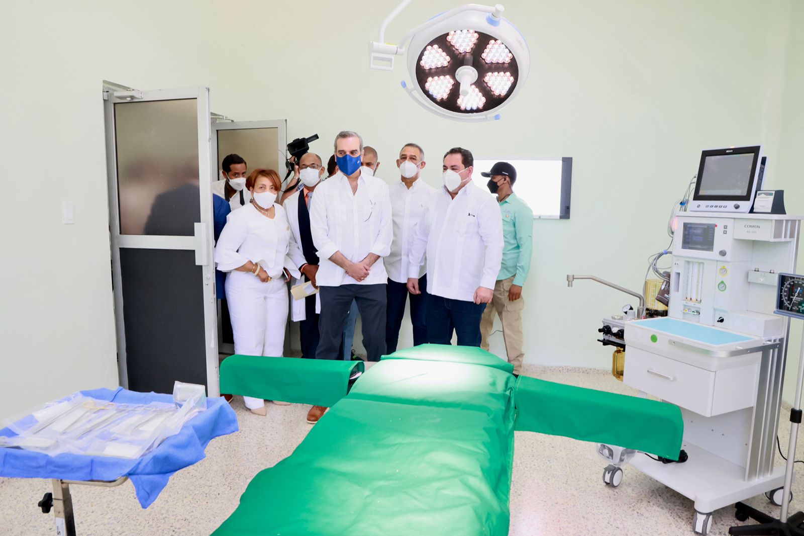 Lee más sobre el artículo Presidente Abinader deja en funcionamiento Hospital Municipal de Galván