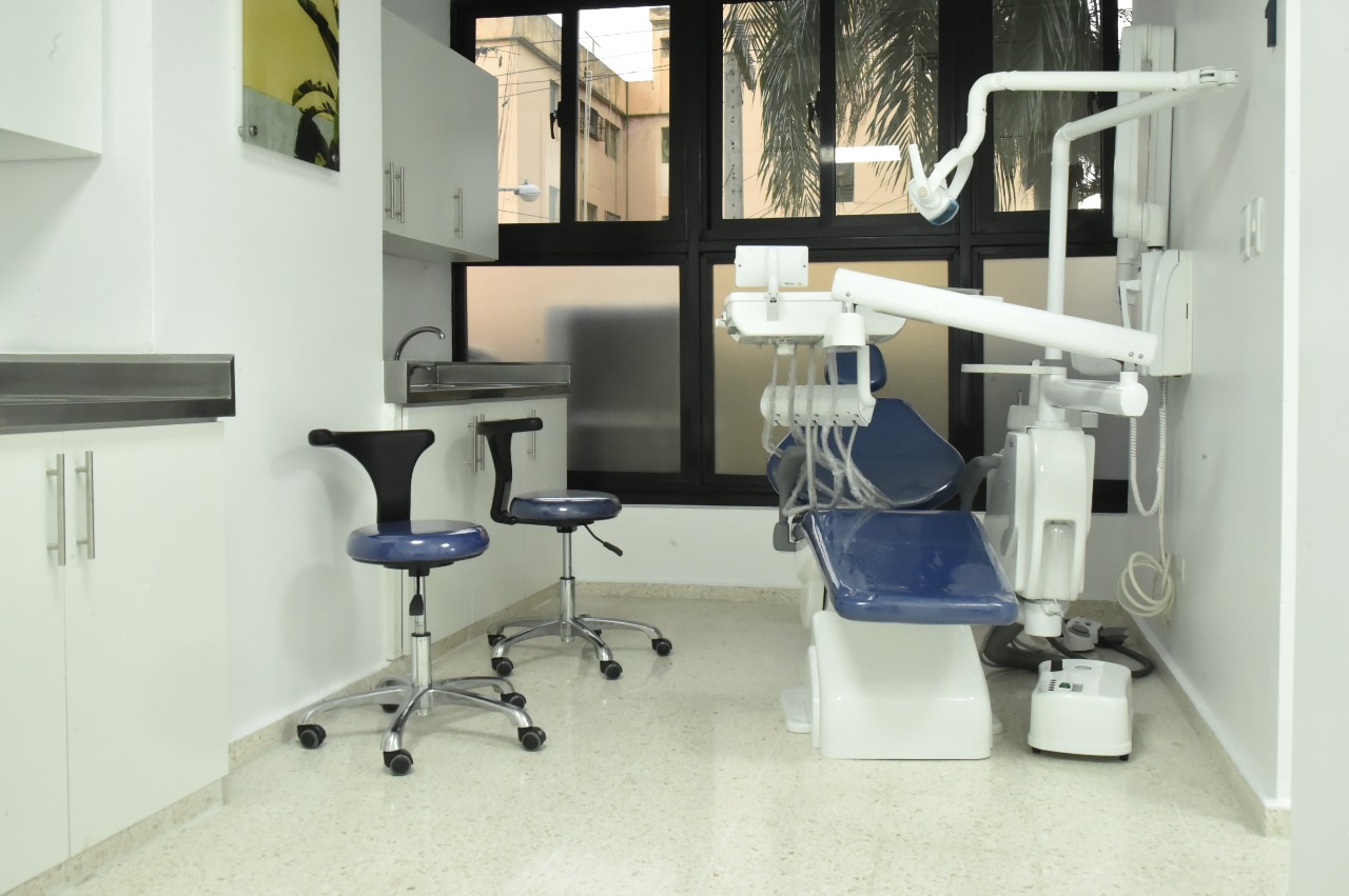 Lee más sobre el artículo Actual gestión SNS ha intervenido más de 80 Unidades Odontológicas