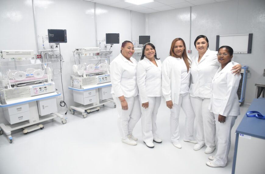 SNS deja en funcionamiento UCI adulto y neonatal en Hospital Ciudad Juan Bosch