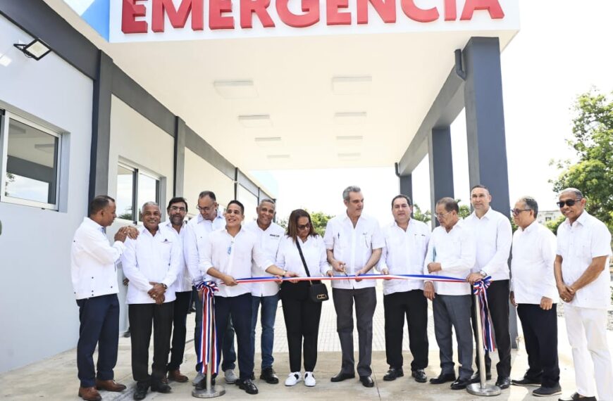 Residentes San Francisco de Macorís reciben ampliada Emergencia y remozamiento general Hospital Dr. Federico Lavandier