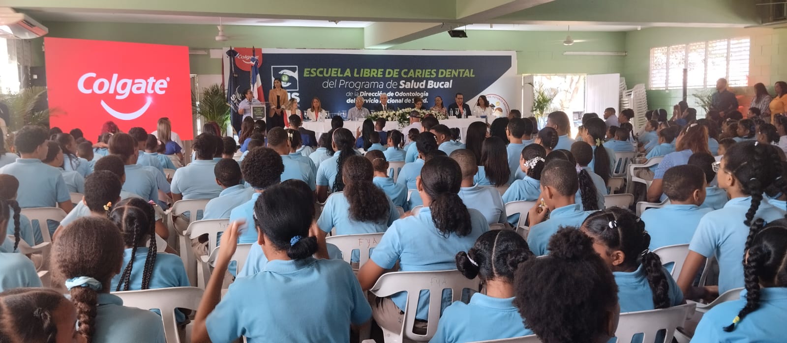 Lee más sobre el artículo Programa bucal del SNS entrega más de 600 niños libres de caries en Santo Domingo Este