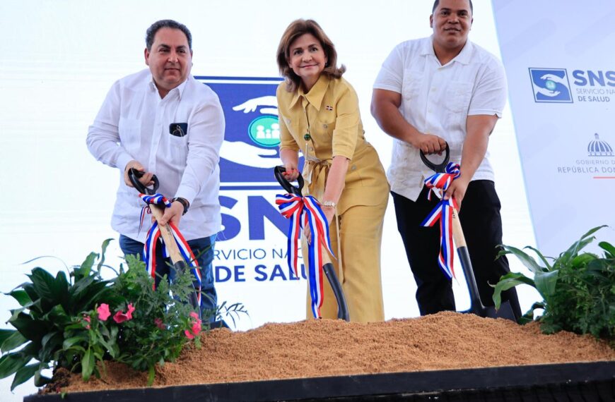 Vicepresidenta deja iniciado trabajos de construcción del Hospital Municipal de Miches