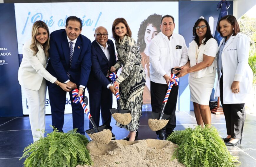 Vicepresidenta da inicio trabajos de construcción Unidad de Quemados en Hospital Robert Reid