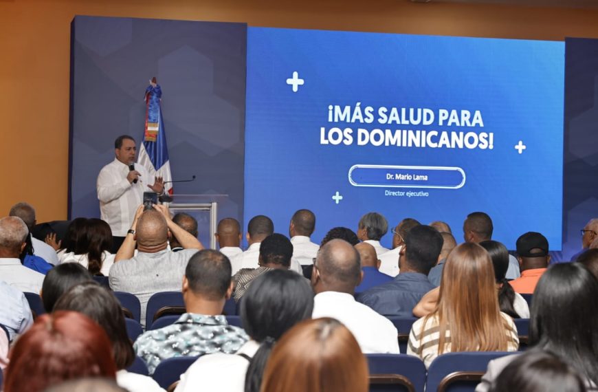 Director SNS inicia en San Pedro de Macorís, ciclo de charlas «Más salud para los dominicanos»